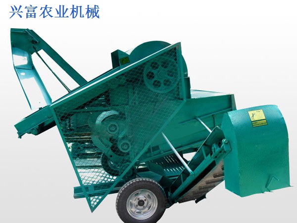 厂家浅谈干湿两用花生摘果机