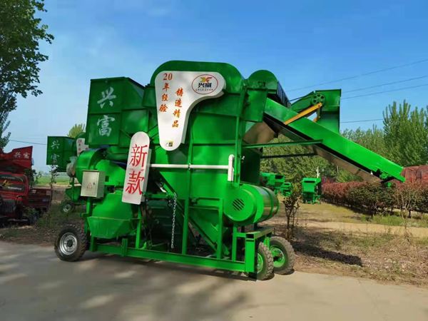 2021花生摘果排杂一体机